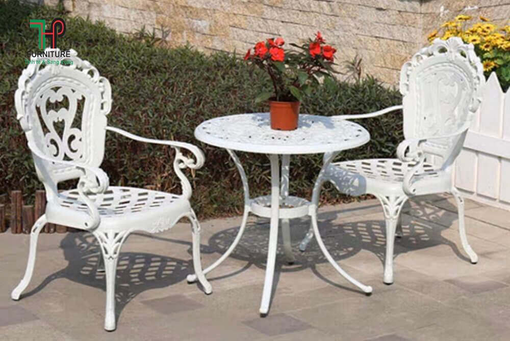 Bộ bàn tròn sân vườn nhôm đúc (1)